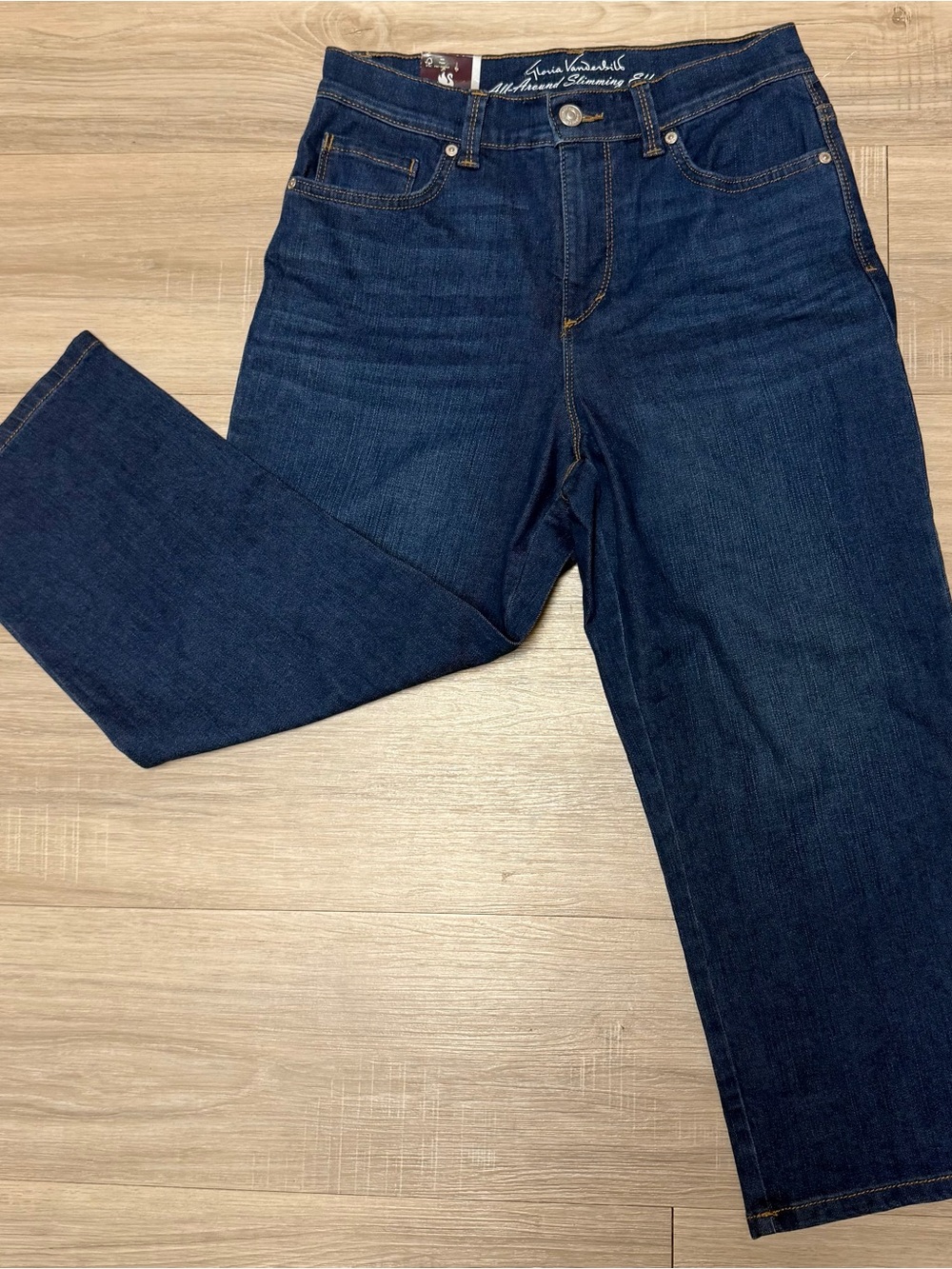 Gloria Vanderbilt Denim Capri Amanda Slimming Effect